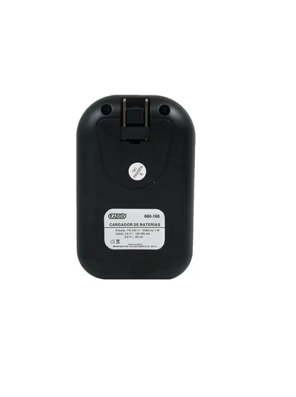 Cargador De Baterías AA, AAA Y 9V Incluye 2 AA Y 2 AAA Radox  660-166