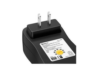 Eliminador Regulado De 3 a 12 Vcc, 2,5 A Con Puntas Intercambiables ELI-2500 Steren